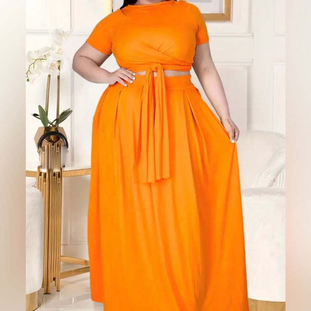 Plus Size Women's Plus Plain Short Sleeve Crop Top Side Knot & Maxi Skirt - Picture 2 of 13